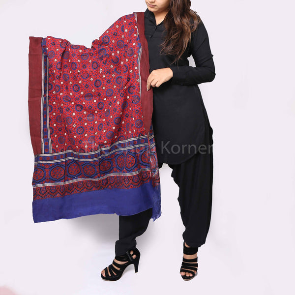 Multicolour Cotton Sindhi Ajrak / Chaddar / Shawl For Her